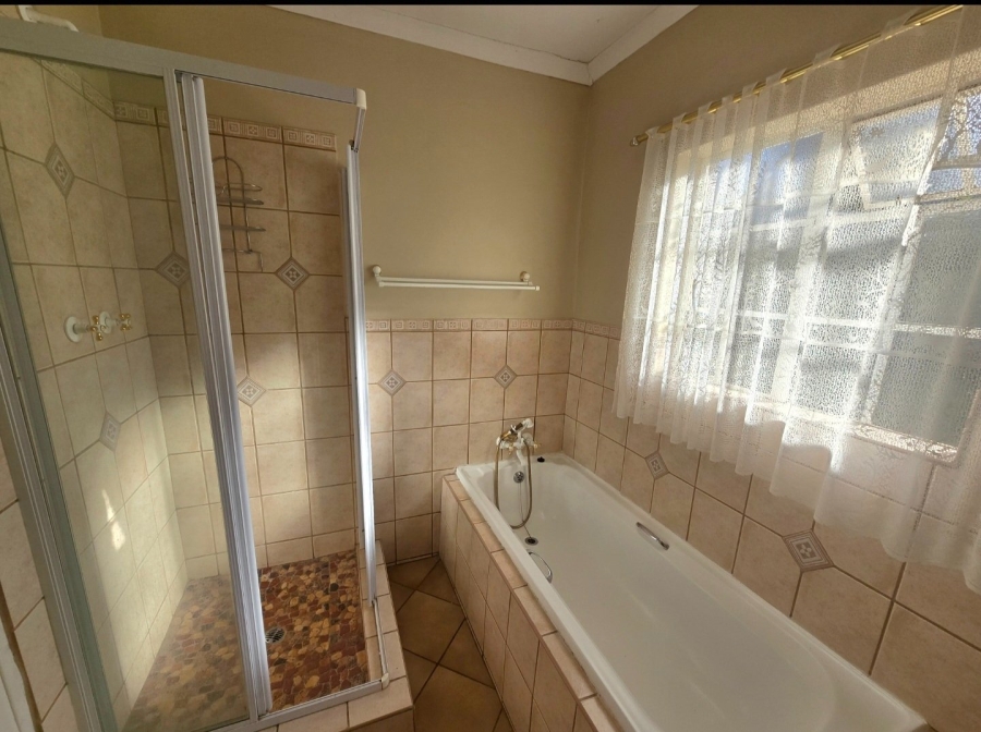 4 Bedroom Property for Sale in Dan Pienaar Free State